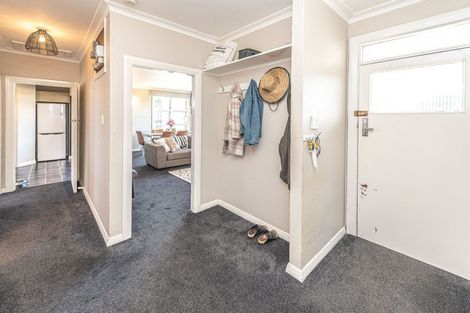 Photo of property in 23 Smith Street, Waverley, 4510