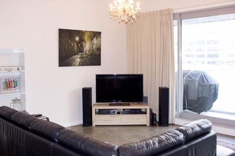 Photo of property in 4/25 Home Street, Mount Victoria, Wellington, 6011