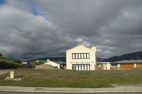 Photo of property in 3 Waimana Place, Wanaka, 9305