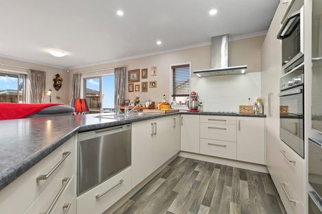 Photo of property in 32 Havenbrook Way, Pyes Pa, Tauranga, 3112