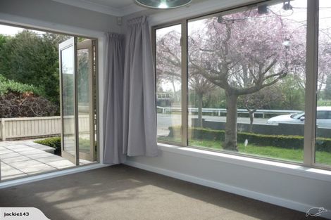 Photo of property in 666 Avonside Drive, Avonside, Christchurch, 8061