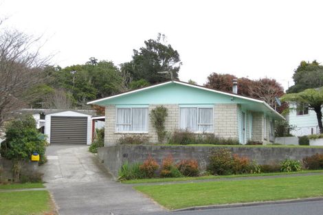 Photo of property in 81 Riversdale Drive, Merrilands, New Plymouth, 4312