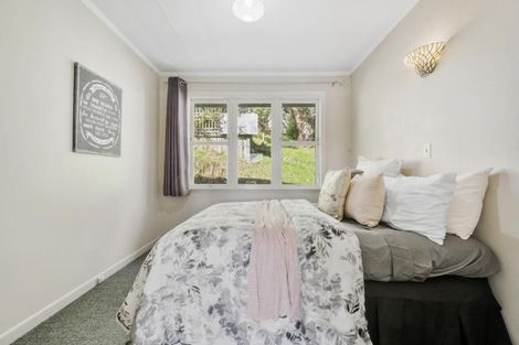 Photo of property in 80 Totara Road, Miramar, Wellington, 6022
