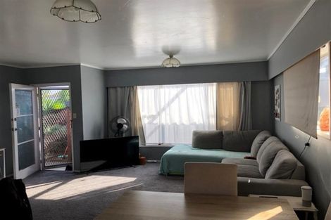 Photo of property in 1 Ihaka Place, Papatoetoe, Auckland, 2104