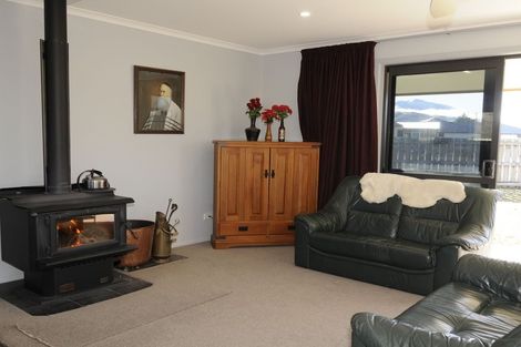 Photo of property in 70 Gordon Street, Kurow, 9435