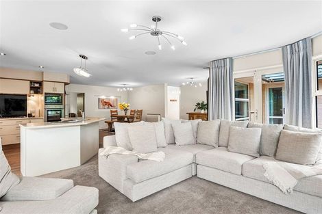 Photo of property in 15 Saddleback Green, Halswell, Christchurch, 8025