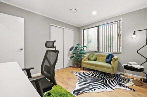 Photo of property in 6 Phar Lap Crescent, Takanini, 2112