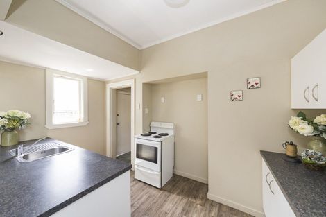 Photo of property in 990 Tremaine Avenue, Roslyn, Palmerston North, 4414