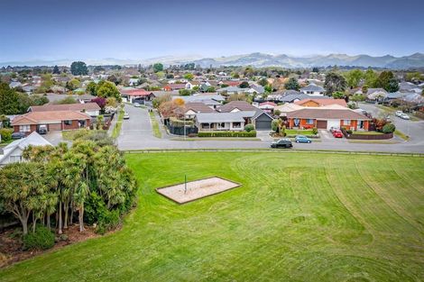 Photo of property in 14 Radiata Avenue, Parklands, Christchurch, 8083