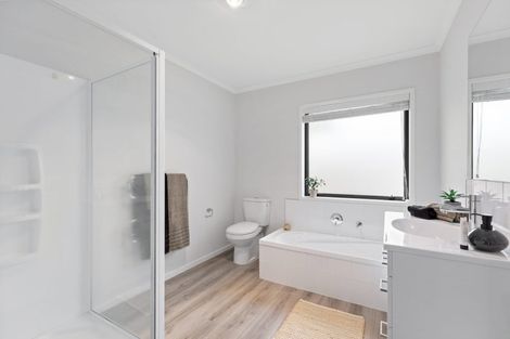 Photo of property in 81 Puhirake Crescent, Pyes Pa, Tauranga, 3112