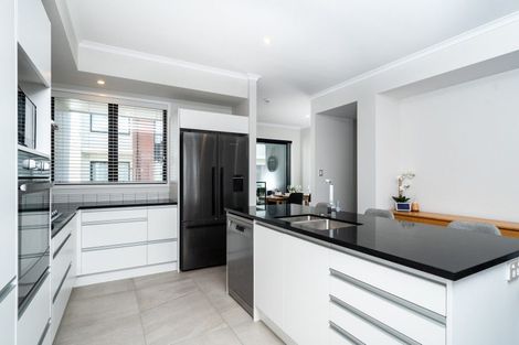 Photo of property in 5 Eyton Kay Road, Hobsonville, Auckland, 0616