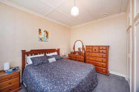 Photo of property in 121/123 High Street, Bulls, 4818