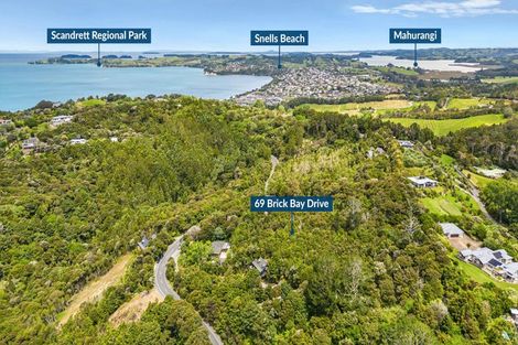 Photo of property in 69 Brick Bay Drive, Sandspit, Warkworth, 0982