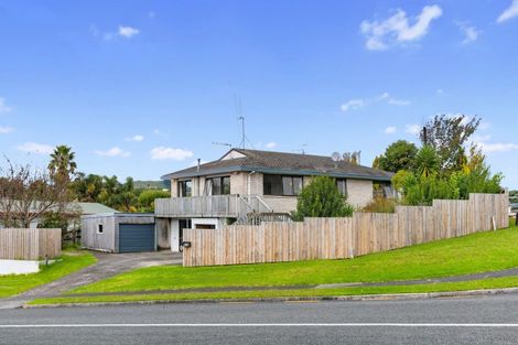 Photo of property in 18 James Cook Drive, Welcome Bay, Tauranga, 3112
