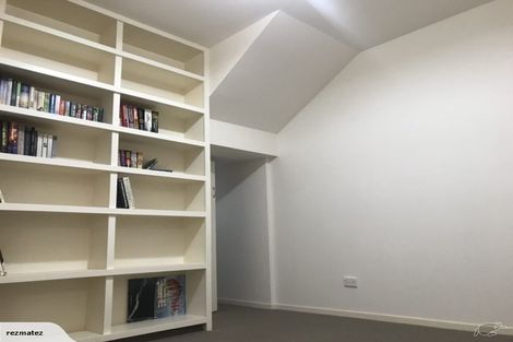 Photo of property in 4 Panorama Drive, Paraparaumu, 5032