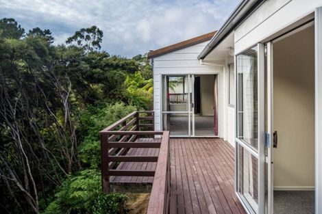Photo of property in 23 Woolwich Close, Whitby, Porirua, 5024