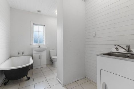 Photo of property in 65 Hillcrest Road, Papatoetoe, Auckland, 2025