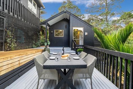 Photo of property in 2/33 Sapphire Place, Bayview, Auckland, 0629