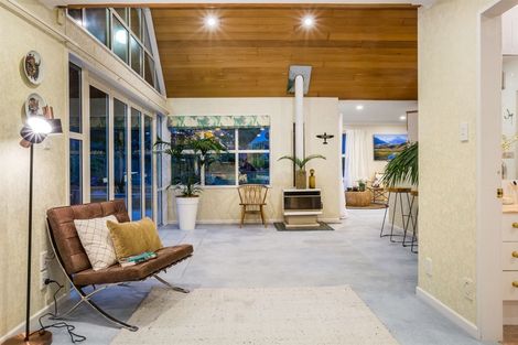 Photo of property in 13 Moana Road, Plimmerton, Porirua, 5026