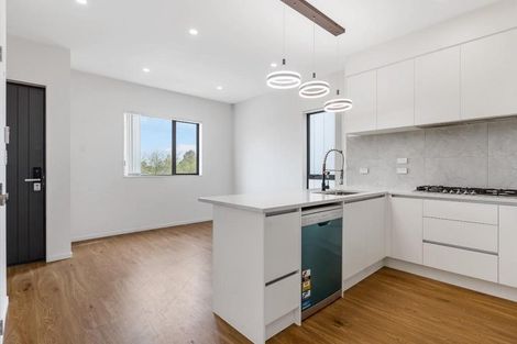 Photo of property in 69 Arimu Road, Papakura, 2110