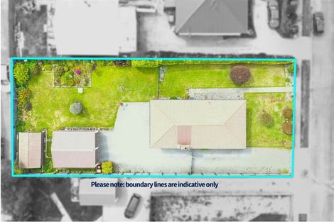 Photo of property in 98 Mcmurdo Street, Tinwald, Ashburton, 7700