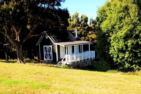 Photo of property in 400 Riverside Road, Martinborough, Carterton, 5792