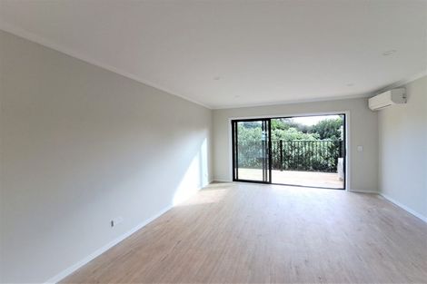 Photo of property in 2/125b Metcalfe Road, Ranui, Auckland, 0612