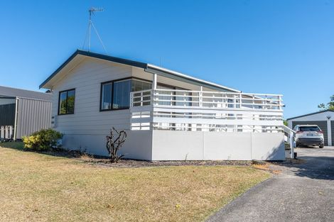 Photo of property in 11 Tupelo Street, Pukete, Hamilton, 3200