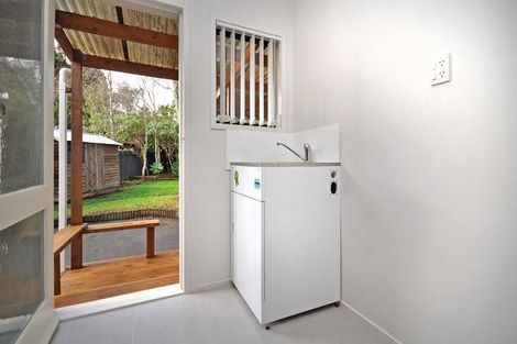 Photo of property in 6 Marendellas Drive, Bucklands Beach, Auckland, 2014