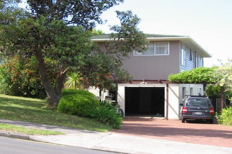 Photo of property in 174 Glamorgan Drive, Torbay, Auckland, 0630