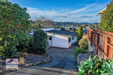 Photo of property in 13 Barclay Place, Te Kamo, Whangarei, 0112