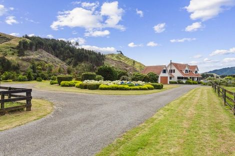 Photo of property in 156 Akatarawa Road, Reikorangi, Waikanae, 5391