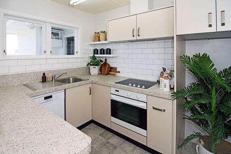 Photo of property in 33 Puriri Crescent, Lansdowne, Masterton, 5810