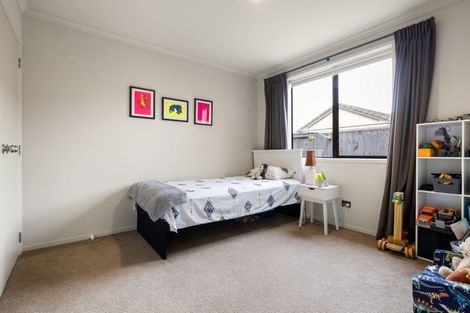 Photo of property in 32 Winchester Place, Rototuna North, Hamilton, 3210