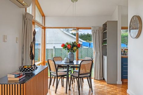 Photo of property in 394 Cashmere Road, Westmorland, Christchurch, 8025