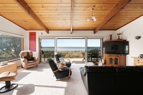 Photo of property in 245a Oceanbeach Road, Mount Maunganui, 3116