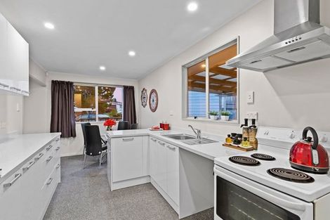 Photo of property in 9 Ohira Place, Henderson, Auckland, 0612