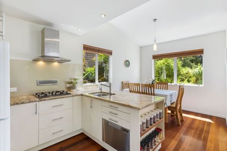 Photo of property in 68b Verran Road, Birkdale, Auckland, 0626