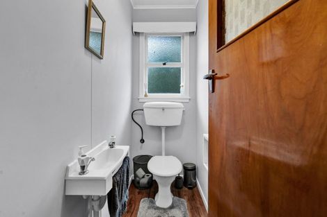 Photo of property in 182 Regan Street, Stratford, 4332