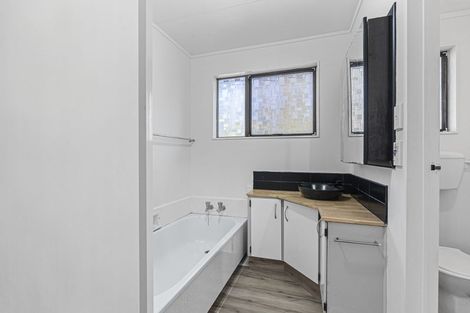 Photo of property in 13a Gardenia Avenue, Bell Block, New Plymouth, 4312