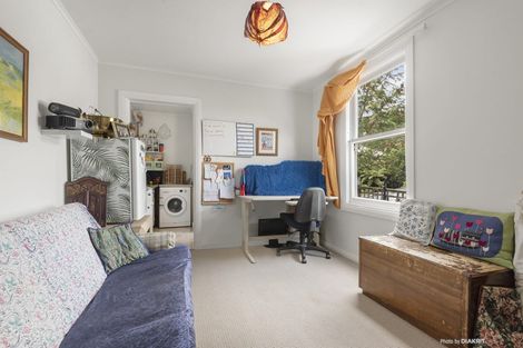 Photo of property in 37b Plunket Street, Kelburn, Wellington, 6012