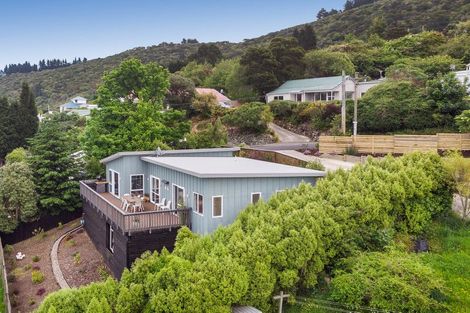 Photo of property in 12 Junction Road, Ravensbourne, Dunedin, 9022