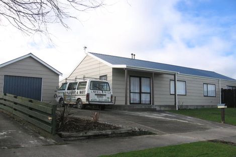 Photo of property in 7 Willowstream Grove, Cloverlea, Palmerston North, 4412