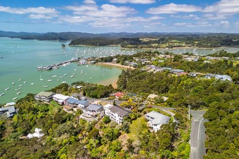 Photo of property in 4 De Haven Street, Opua, 0200
