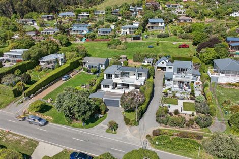 Photo of property in 420 Marine Drive, Charteris Bay, Lyttelton, 8971