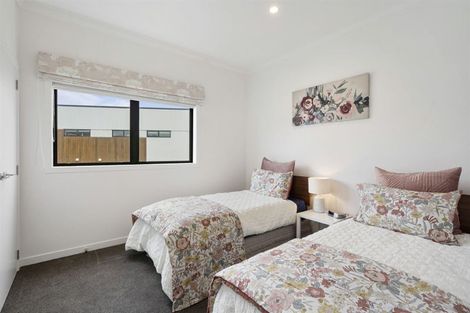 Photo of property in 5 Frank Gill Road, Hobsonville, Auckland, 0616