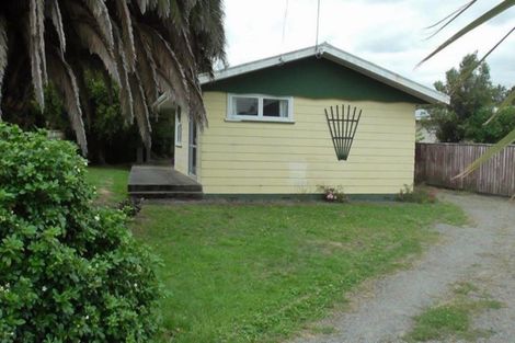 Photo of property in 9 Hardie Grove, Featherston, 5710
