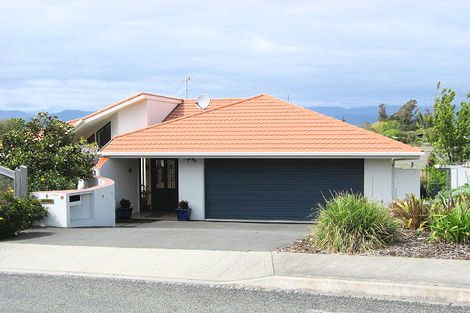 Photo of property in 6 Coutts Place, Mapua, 7005