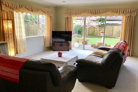 Photo of property in 14 Bridgefield Crescent, Flat Bush, Auckland, 2016