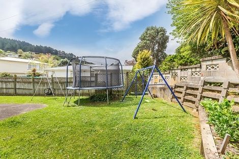 Photo of property in 57 Larsen Crescent, Tawa, Wellington, 5028